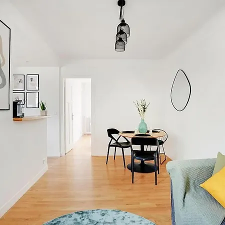 Lumineux 2 Pieces Batignolles Apartment *