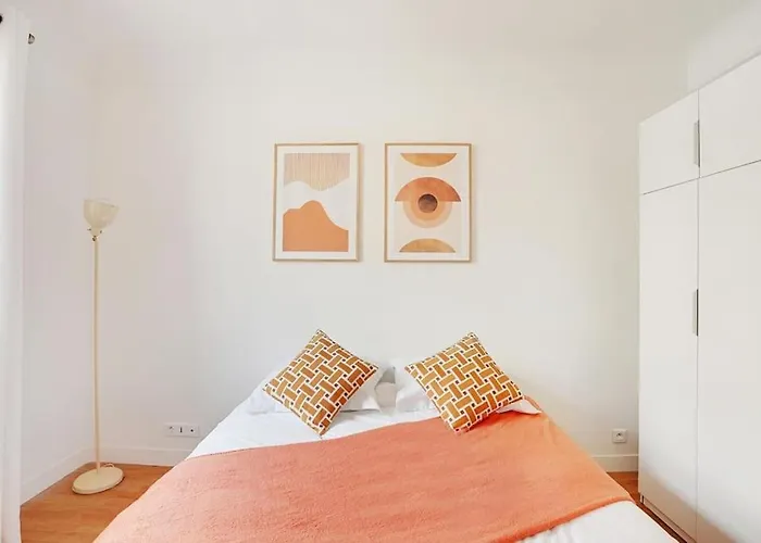 Apartament Lumineux 2 Pieces Batignolles